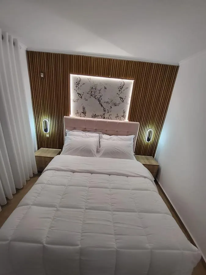 Luxury Lake Apartment Tiran